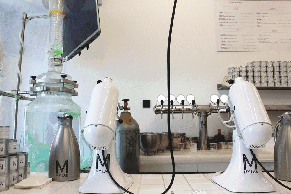 液氮冒烟冰淇淋,196度冒烟网红冰淇淋