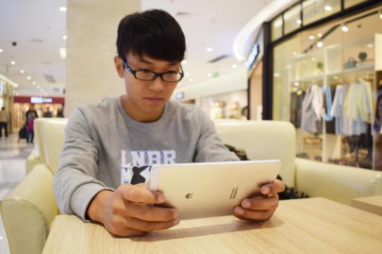 华为平板m3上手视频,华为平板m3开箱视频