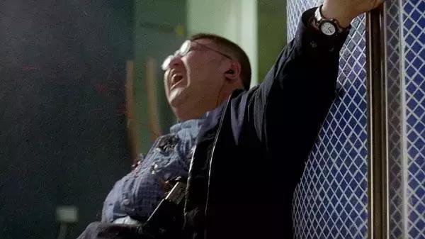 周星驰对穿肠经典片段粤语,周星驰食神和唐牛对话