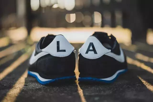 洛杉矶联名阿甘鞋,阿甘鞋联名红