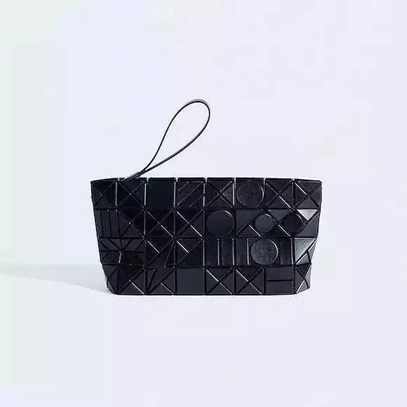 三宅一生详细资料,三宅一生当时面临什么问题