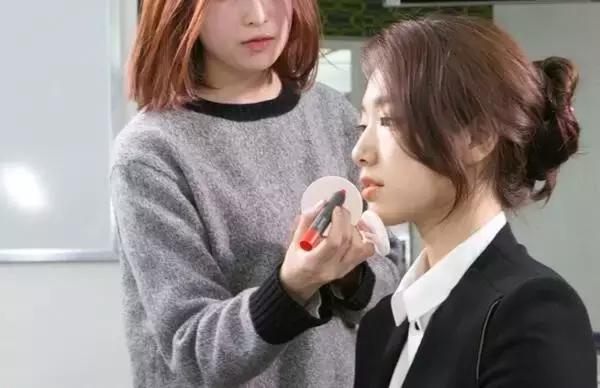 拯救吃土少女完整版,拯救口红的口红色号