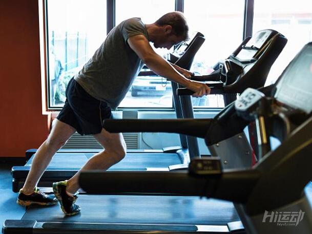 只用跑步机也能快速减肥15分钟hiit跑步法