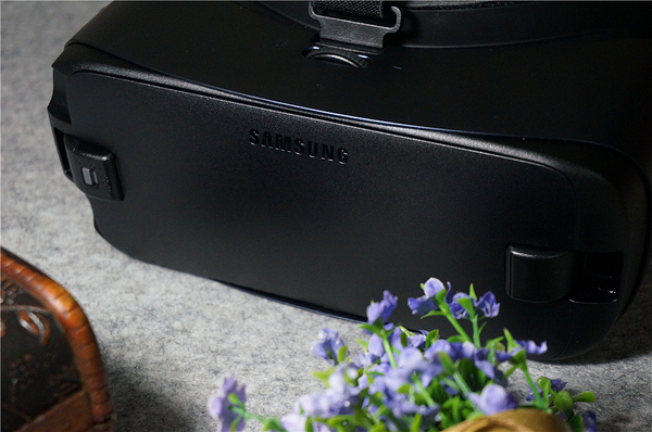 三星gearvr4代怎么玩,三星gearvr4支持s10吗