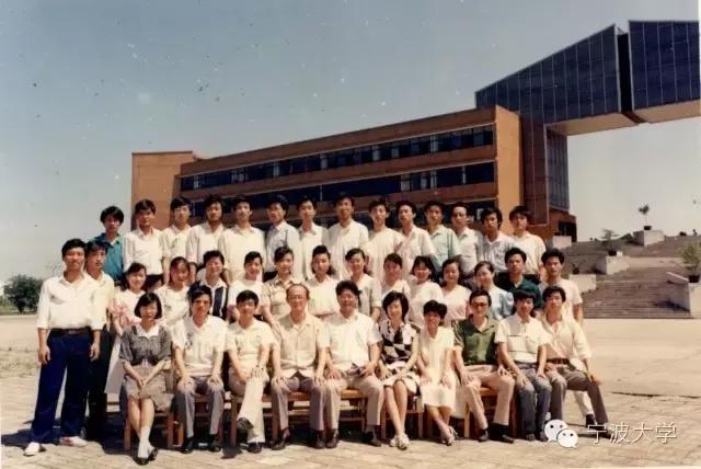 这个地方30年前真的很繁华,宁大回忆