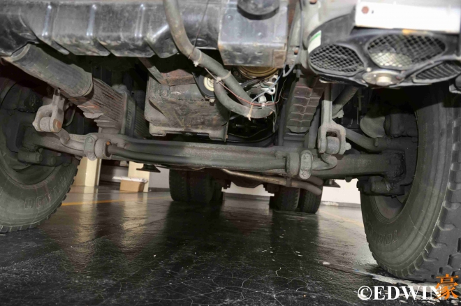 奔驰国产大卡车,奔驰卡车和国产卡车