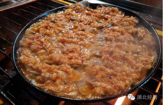 来武汉不可错过的一条街,武汉晚上逛的步行街夜市