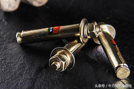 保险柜用膨胀螺丝固定安全吗,保险柜要不要打膨胀螺丝