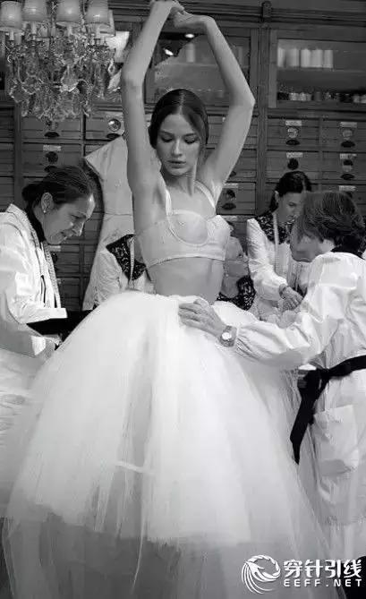 中国服装设计师很缺吗,服装设计师的现状与前景