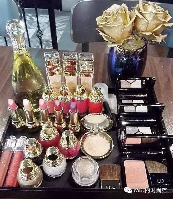 时尚从来不局限于年轻人,时尚其实是一种另类的智慧