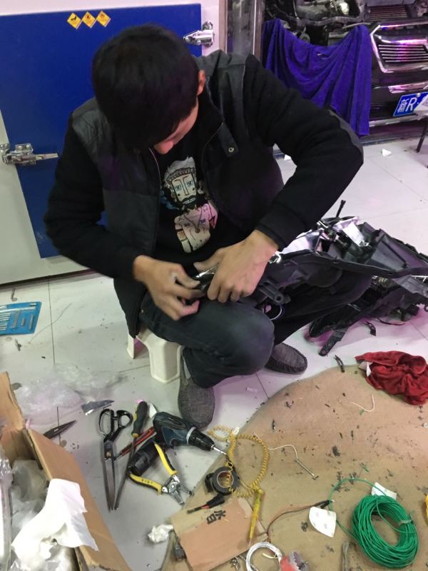 斯巴鲁xv改雾灯详细教程,斯巴鲁xv改军绿色