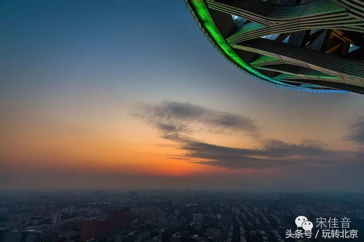 世界上最著名五塔,全世界最大的三塔连体建筑