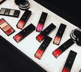 男朋友送的ysl圣诞版口红,男朋友送ysl口红小黑管