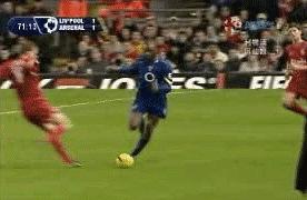 c罗父子罕见日常超温馨,足球场上c罗的暖心时刻