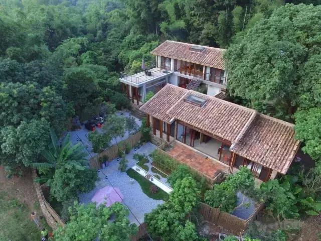 一个隐匿的世外桃源,一间隐藏在市区民宿