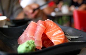 铁板烧的烹饪文化起源,铁板烧是中国发明吗