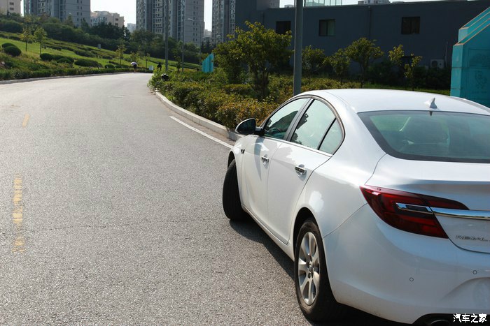 19款君威精英提车记,操控性不错的车