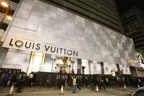 留心星辰口红背后的财富黑洞