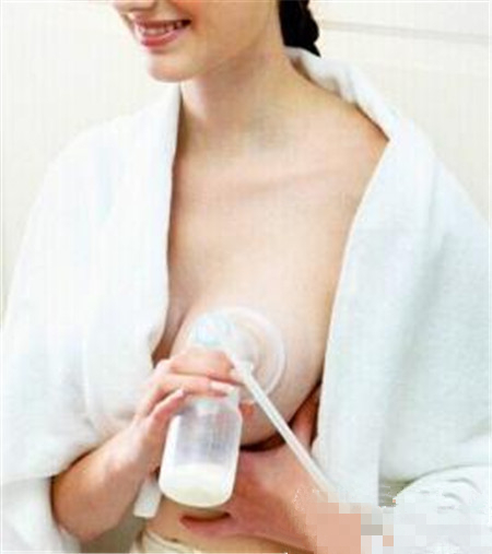 奶结疏通按摩手法视频,疏通奶结最简单的方法