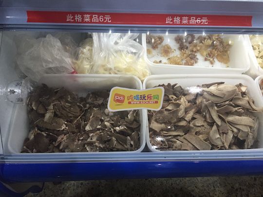 霸道！荤素只要3角！成都串串界的一匹黑马！