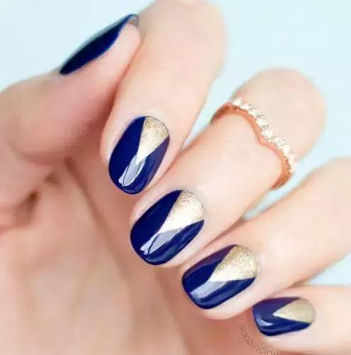 显手白的蓝黑色,显手白的高级颜色