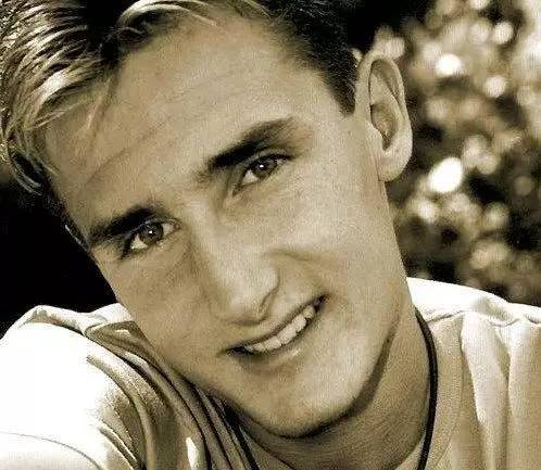 一个空翻,一个空翻很多场景