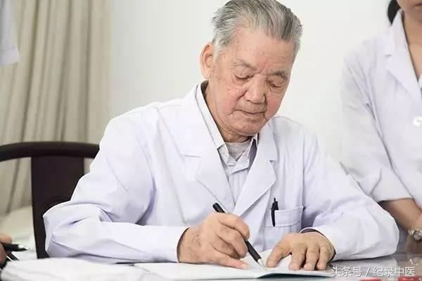 记录癌症被治好的一本书,被判无期的中医