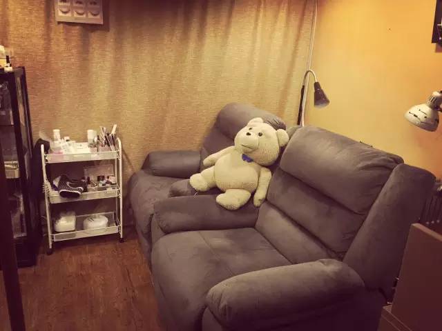 美甲店铺推荐便宜又好看,又便宜又好看的美甲店