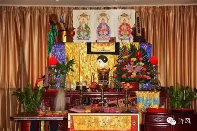 属猴的可以供白色的财神吗,今年属猴财神在哪里