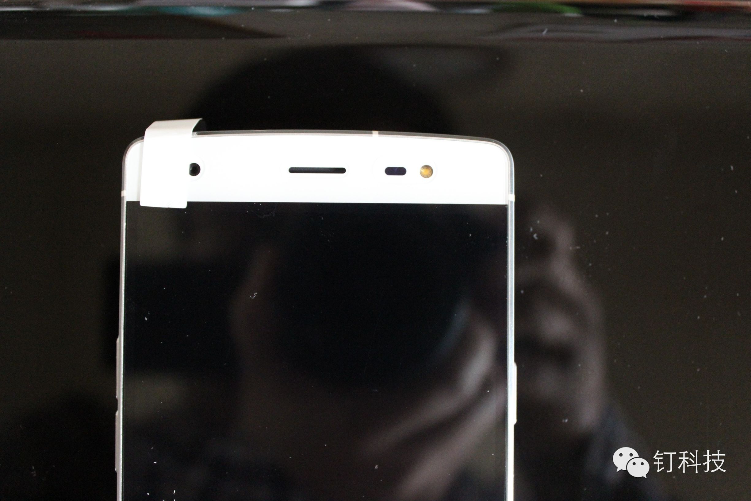 「钉科技评测」先锋C1：“高颜”手机如何助你“颜值爆表”？