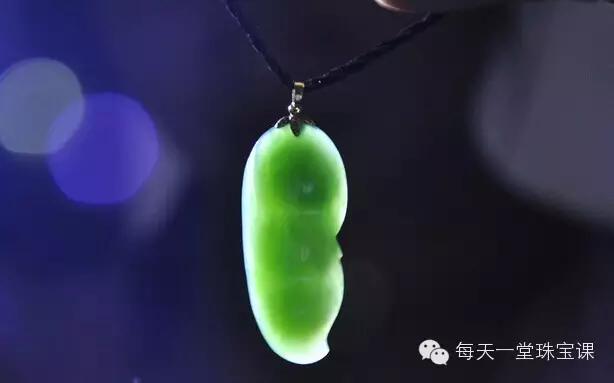 一直霉运缠身戴什么玉比较好,行好运戴什么玉