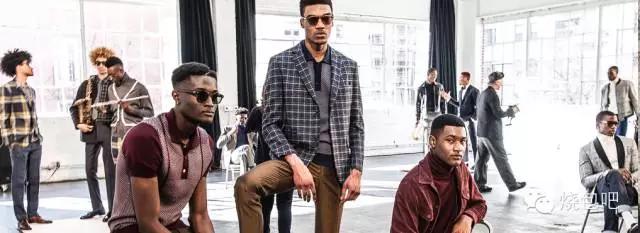 唯物｜情人节倒计时，去看50个潮牌出的超级碗纪念球，独一无二