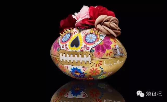 唯物|情人节倒计时,去看50个潮牌出的超级碗纪念球,独一无二