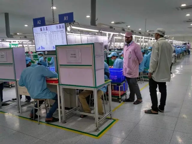 中国手机产业观察团走进Intex、闻尚