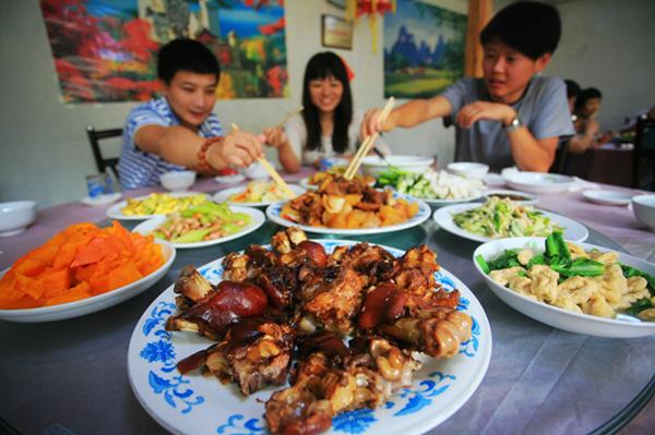 “苹添秋色”—租个房车去旅行