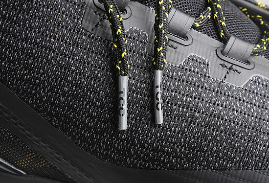 库里curry9北极光战靴,underarmour发布库里全明星战靴