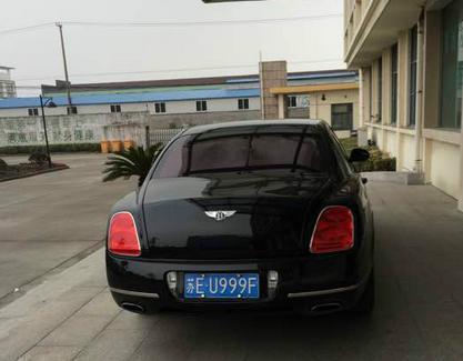 富可敌国可不是说说，盛泽到底多有钱，玛莎拉蒂，牌照：5个5