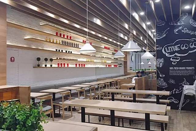 新白鹿、绿茶3折,炉鱼、乐伯部队锅半价,哈根达斯买一送一西湖边上的老牌商场,要用6天承包你的胃!