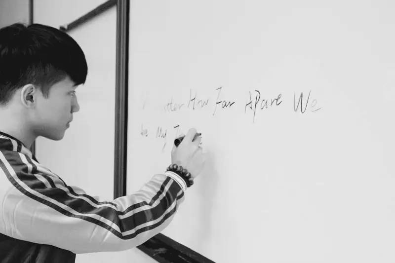 与其打工不如找个男朋友,双十一与其剁手不如旅游