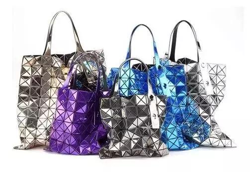 适合年轻人的潮牌包包品牌,目前日本最流行的包包