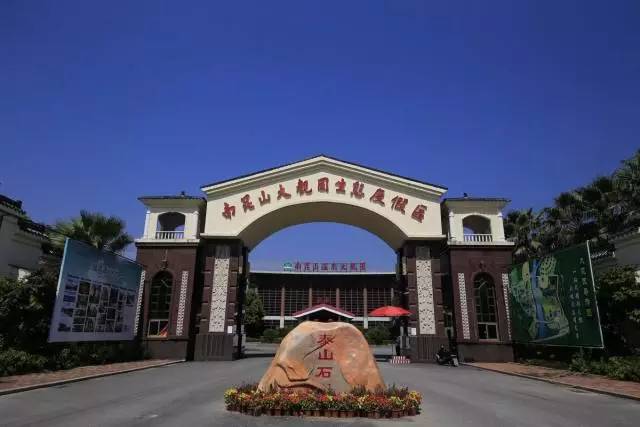 国内十佳温泉一扫冬季的寒冷,又到了泡温泉的季节