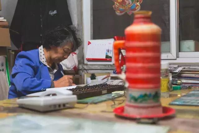 这里是“月光宝盒”，有你所怀旧的一切