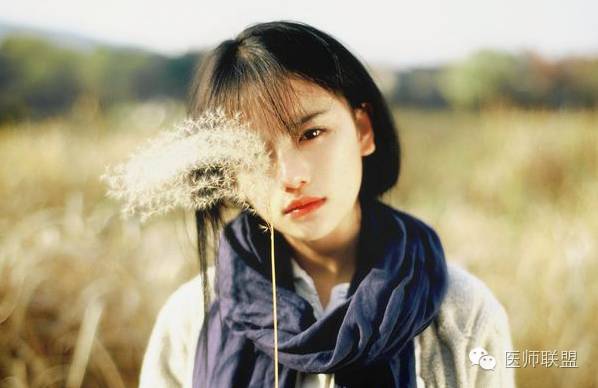 月经有血块发黑怎么调理经典篇,来好事有血块还发黑是怎么回事