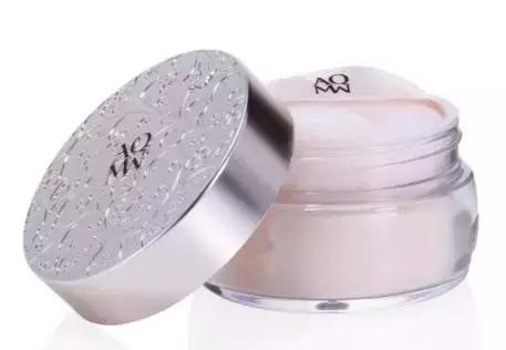 粉饼散粉蜜粉粉霜粉底液的区别,散粉蜜粉傻傻分不清楚