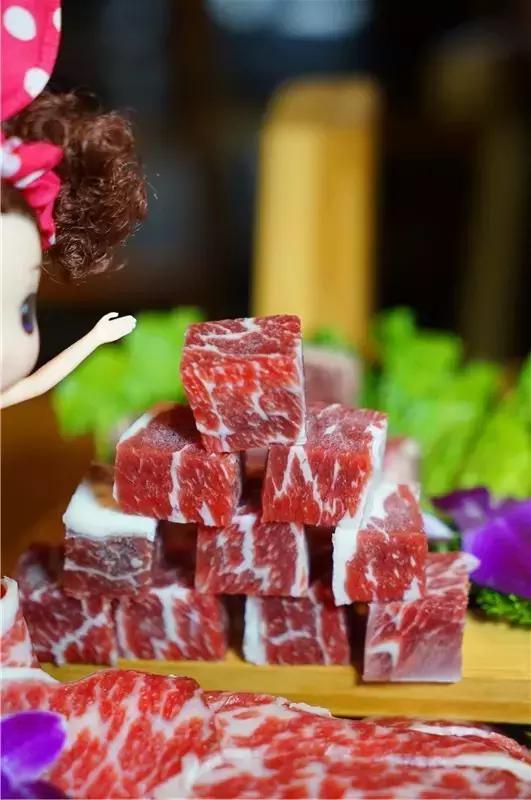 22蚊！足料进口牛肉云吞面超多料！还有重量级进口牛肉船上岸！