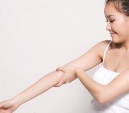 健身胳膊出汗瘦胳膊吗,胳膊转动可以瘦胳膊吗