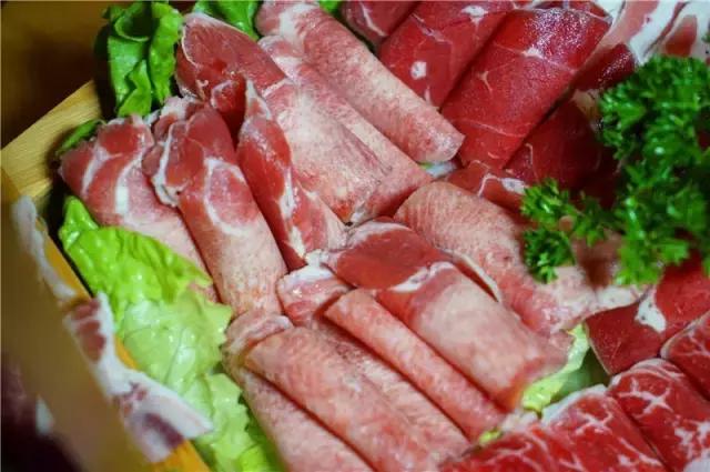 22蚊！足料进口牛肉云吞面超多料！还有重量级进口牛肉船上岸！