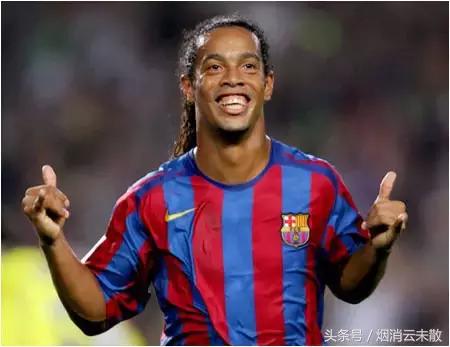 足球比赛发朋友圈的精美句子,适合发朋友圈关于足球的句子