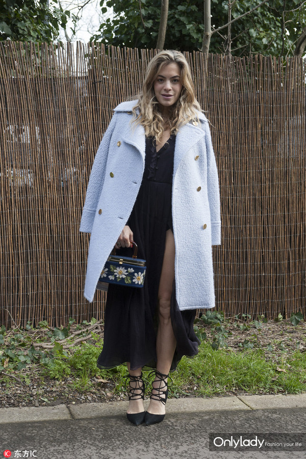 2020年流行色太蓝了附配色表,时尚配色什么颜色好看