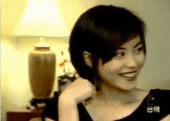 小妹伊周即将退休，各家老姐姐还能在岗坚挺多久？！